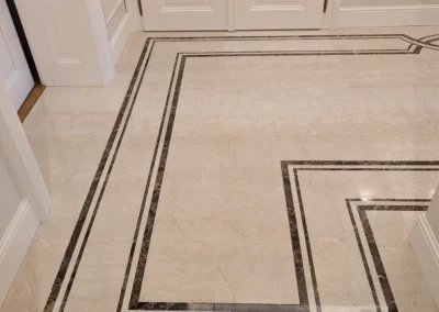 Mramorová dlažba s intarzií